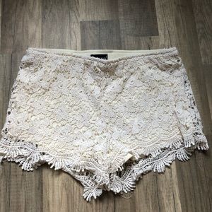lace shorts